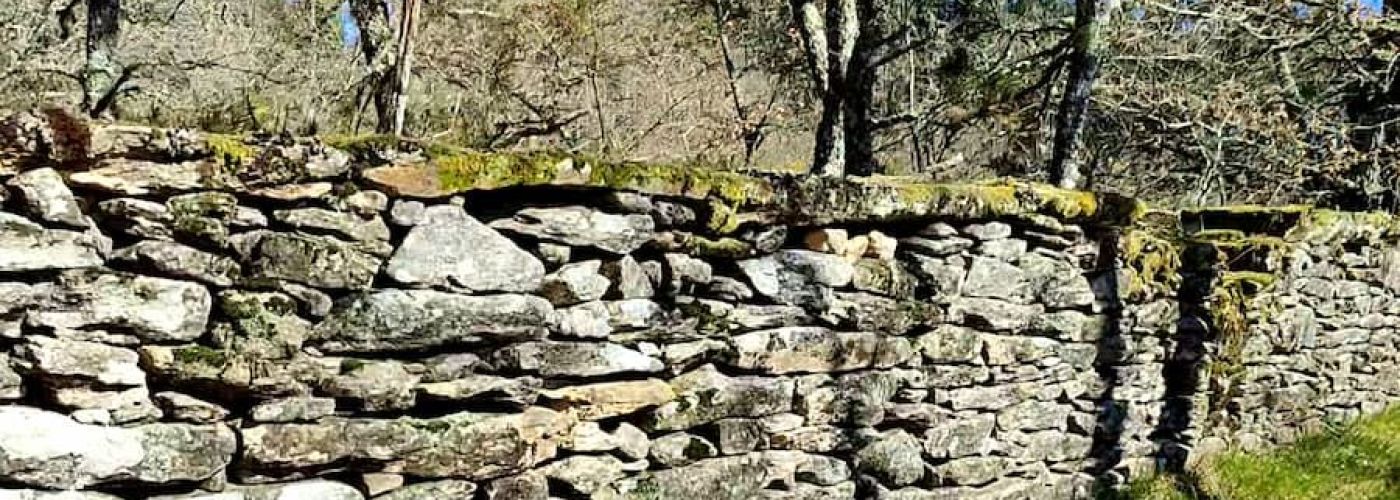 Muro en el camino Muro en el camino