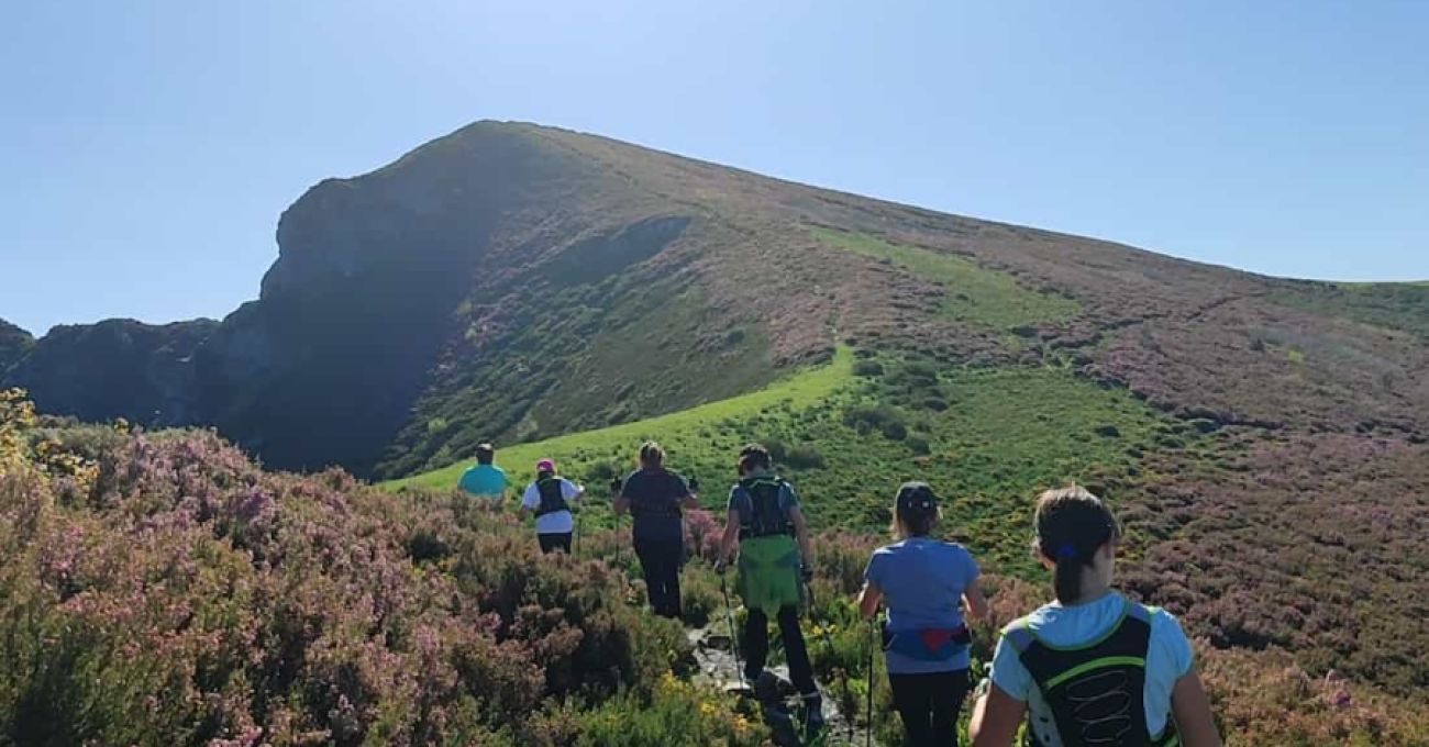 Un Escenario Idílico para Nordic Walking en Tres Obispos Un Escenario Idílico para Nordic Walking en Tres Obispos